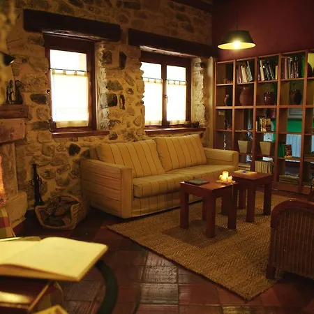 Hotel Casona De Espirdo